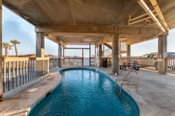Beachfront Condo | Pool, Beach Gear & 75″ TV