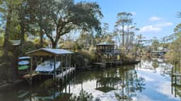 Family River Retreat with Kayaks and Fire Pit
