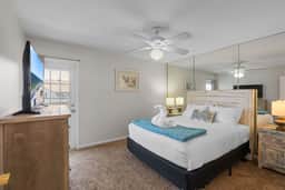 Gulf Shores Condo with Pool 5 Miles to Beaches