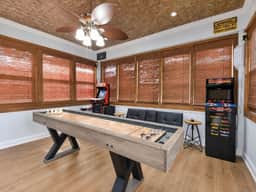 Riverfront Home Kayaks Game Room - Image 4