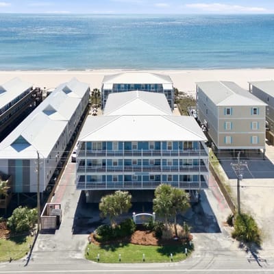 Beachfront 2BR Condo with Pool and Beach Access