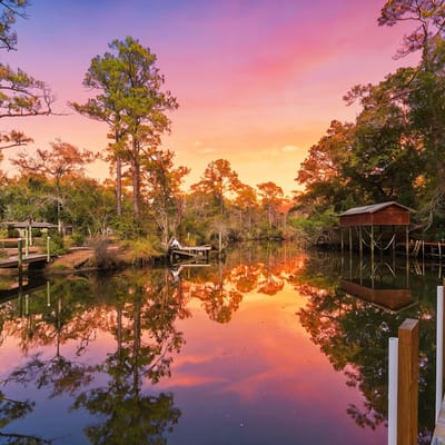 Family River Retreat with Kayaks and Fire Pit