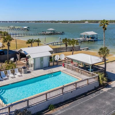 Waterfront Condo with Beach Access and Boat Launch