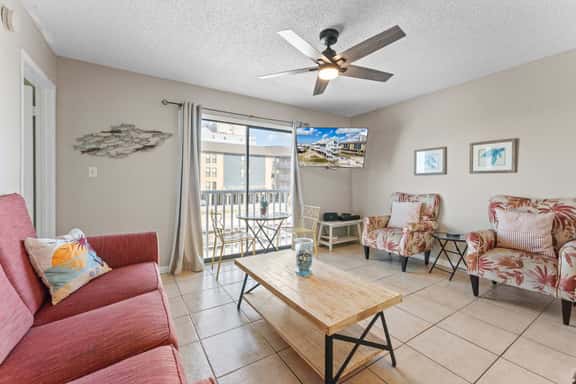 Beachfront Condo with Pool - Image 1