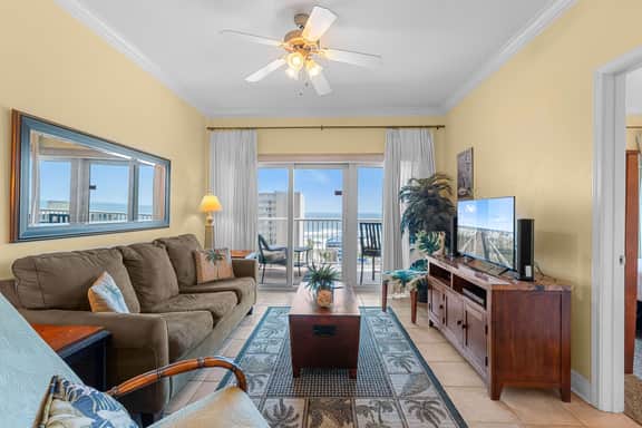 Ocean View Condo with Pools and Lazy River