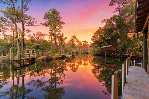 Family River Retreat with Kayaks and Fire Pit